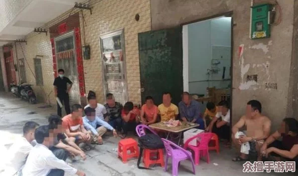 男女打扑克不盖被，竟然引发了网友热议的奇葩现象与背后故事！