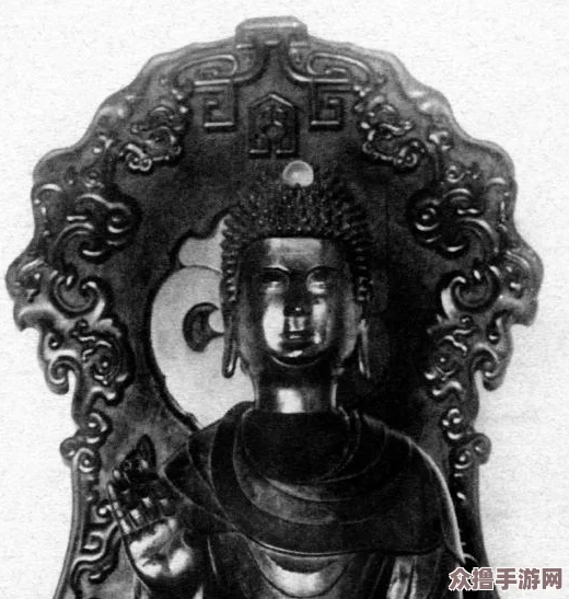 和平精英创新体验：广州塔极限挑战与生存策略全览