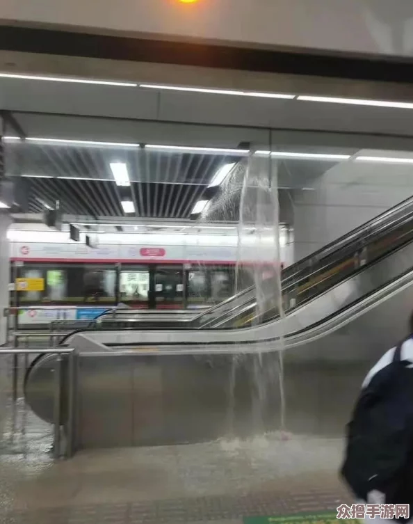地铁逃生游戏中挑战极限：哪个地图最难突破重围